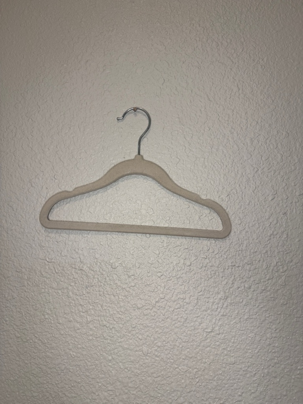 Kids Velvet Non-Slip Hanger - Beige